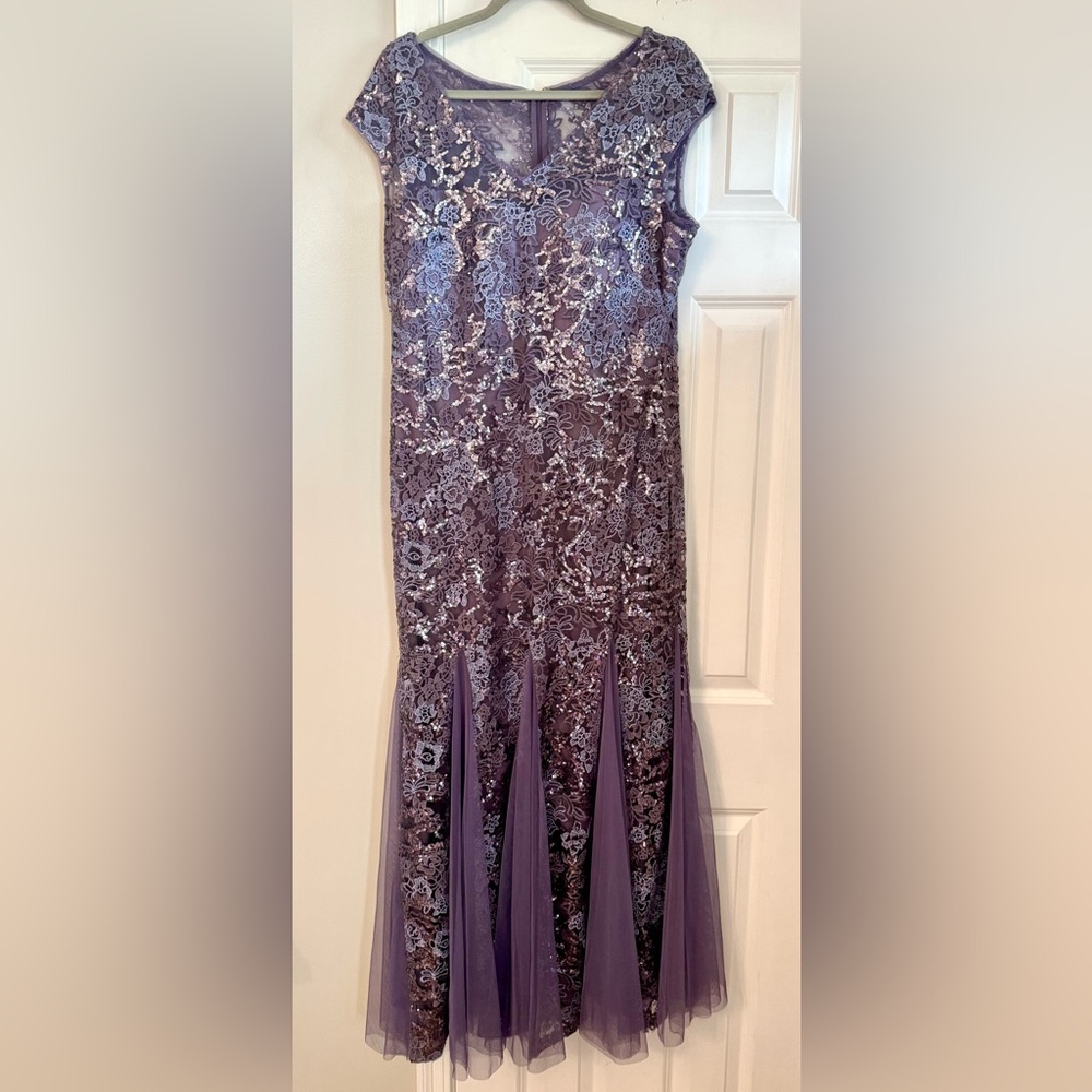 ALEX EVENINGS Floor Length Evening Gown - Purple - Size 14P